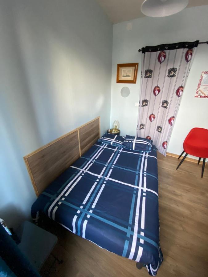 Sympathique Logement En Rez-De-Chausse, De 21M 2 Бове Екстер'єр фото